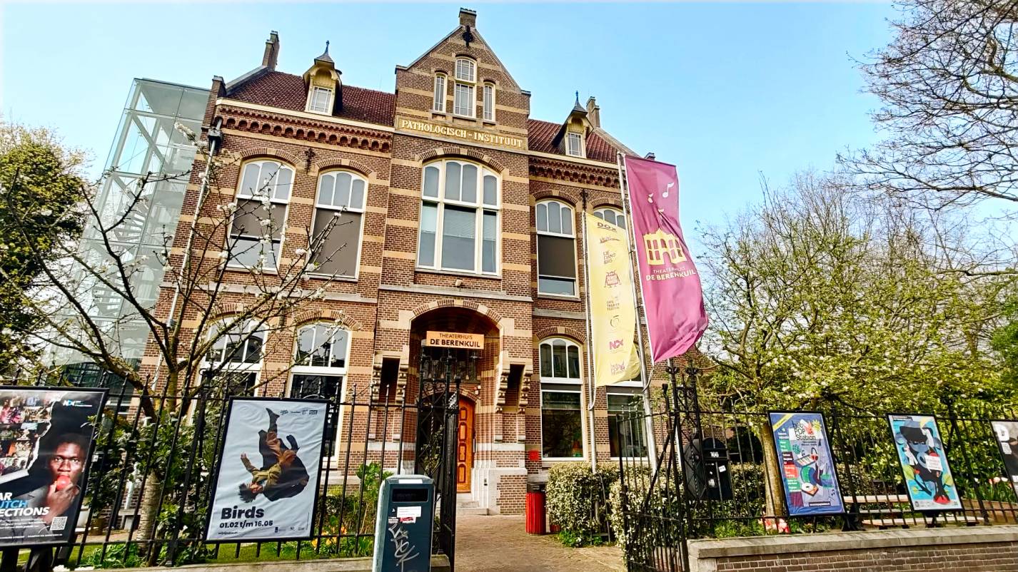 Theaterhuis de Berenkuil: Open Huis & Live Muziek